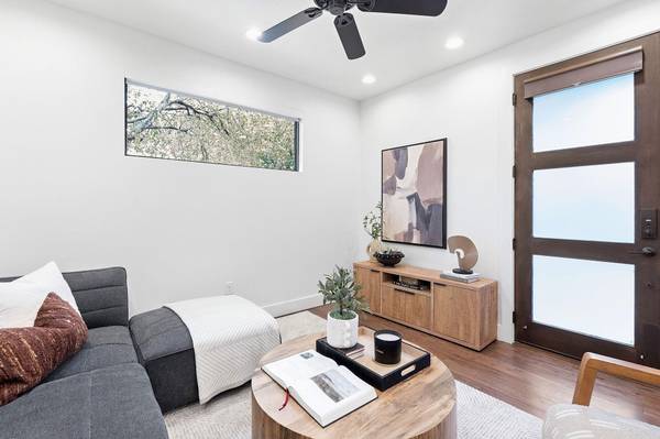1311 Justin LN #A, Austin, TX 78757