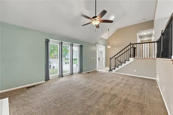 7552 N Tullis AVE, Kansas City, MO 64158