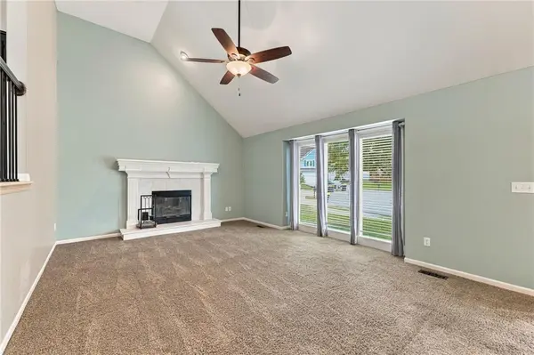 7552 N Tullis AVE, Kansas City, MO 64158