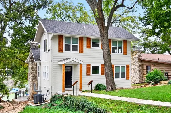 7 & 95 H ST, Lake Lotawana, MO 64086
