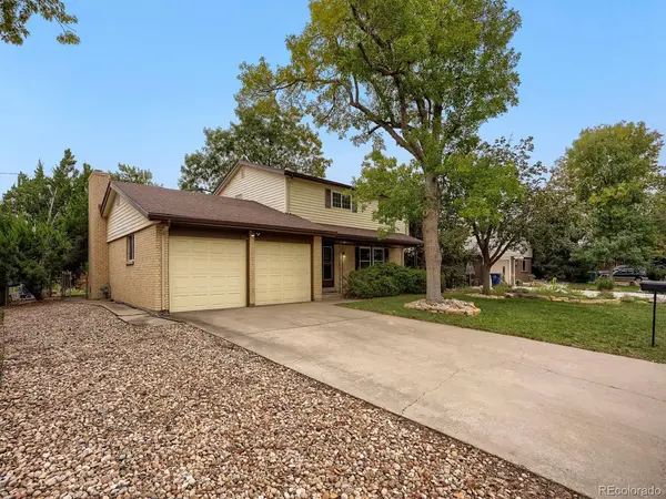 2090 Miller, Lakewood, CO 80215