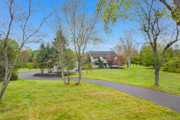 208 Todd Hill RD, Lagrangeville, NY 12540