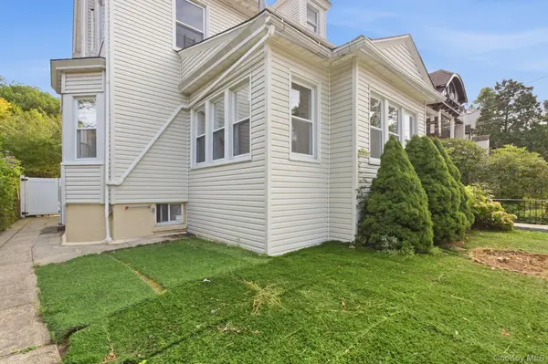 10 Lattin DR, Yonkers, NY 10705