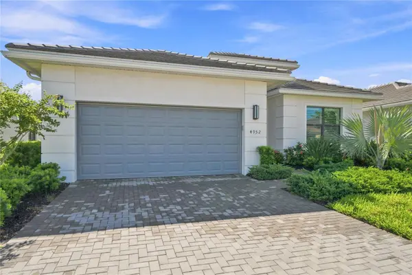 4952 FAIRHOPE CIR, Lakewood Ranch, FL 34211