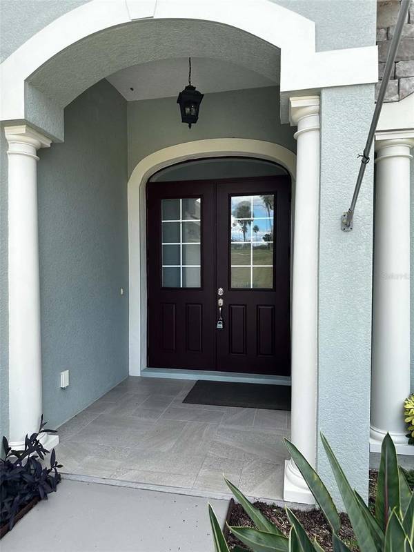 17710 PALM VIEW CIR, Mount Dora, FL 32757