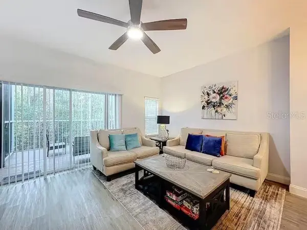 8493 CRYSTAL COVE LOOP, Kissimmee, FL 34747