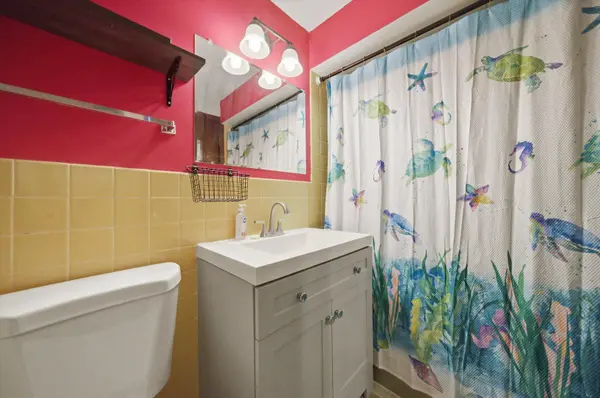 7830 W North AVE #710, Elmwood Park, IL 60707