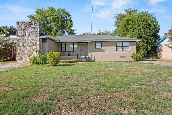 820 W 22nd ST, Ada, OK 74820