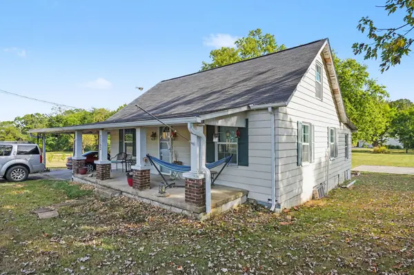 1163 Old Williamsport Pike, Columbia, TN 38401