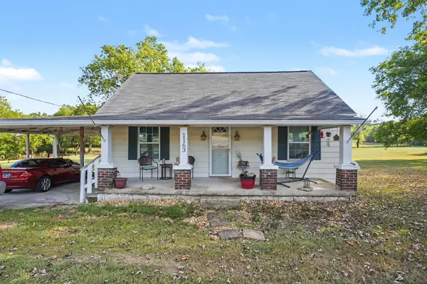 1163 Old Williamsport Pike, Columbia, TN 38401