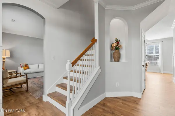 1029 Garnet Hill Drive, Lenoir City, TN 37772