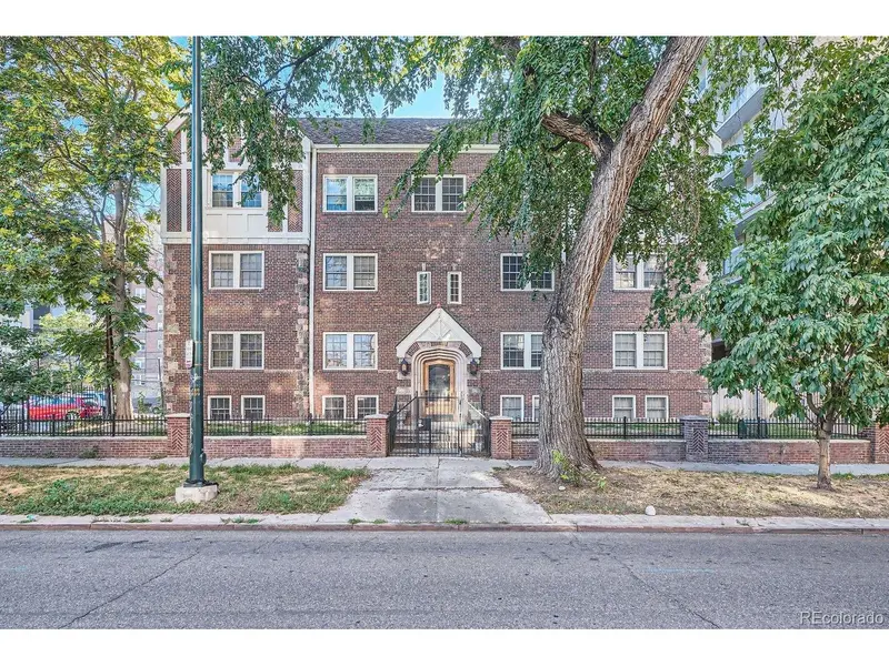 963 N Logan #11, Denver, CO 80203