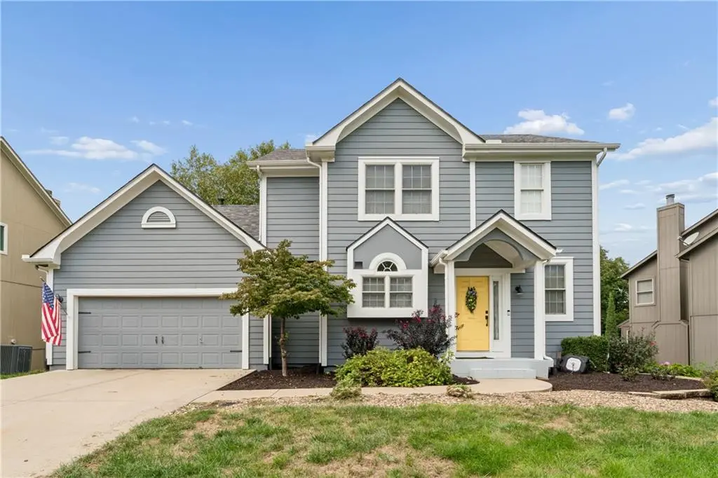 15332 S Widmer ST, Olathe, KS 66062