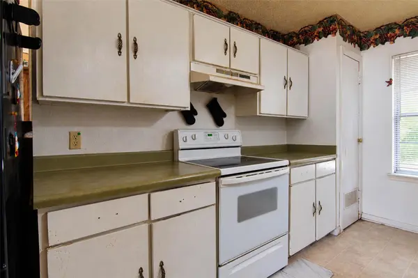 354 Alta Vista DR, Bastrop, TX 78602