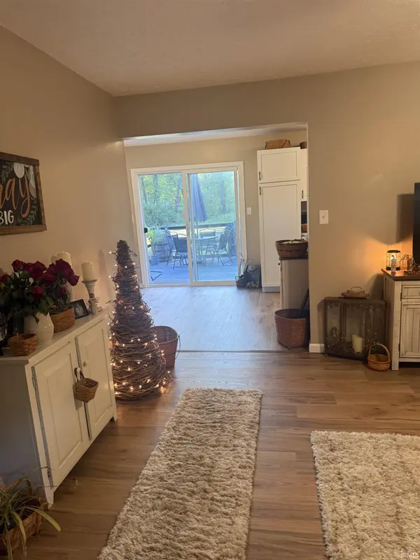 14572 S Shakamak Estates DR, Jasonville, IN 47438