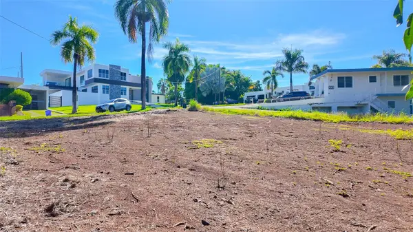 URB EUGENIO MARIA DE HOSTOS CALLE CARLOS E CHARDON #SOLAR 33, Mayaguez, PR 00680