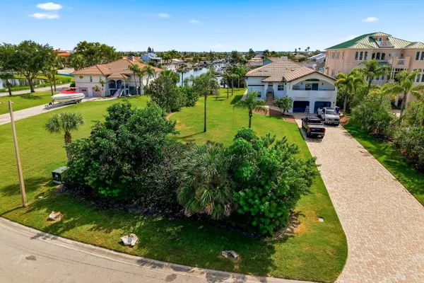 WESTSHORE DR, New Port Richey, FL 34652