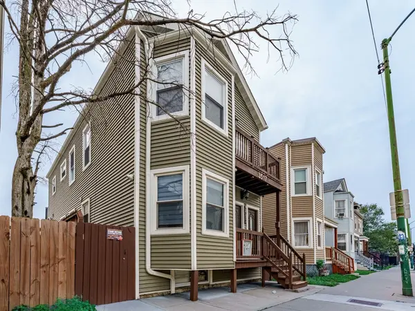 3517 W Diversey AVE, Chicago, IL 60647