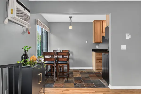 3844 Nicollet AVE #305, Minneapolis, MN 55409