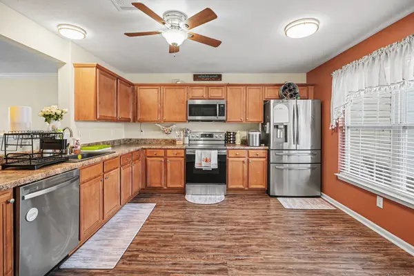 3021 Burnt Pine Dr, Smyrna, TN 37167