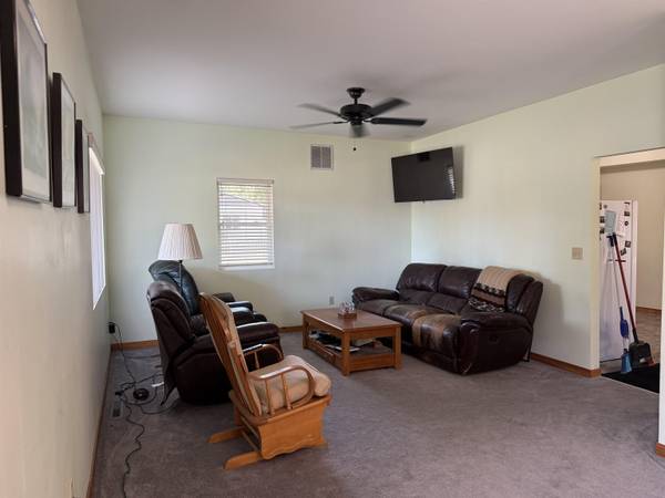 410 W F, Kingman, KS 67068
