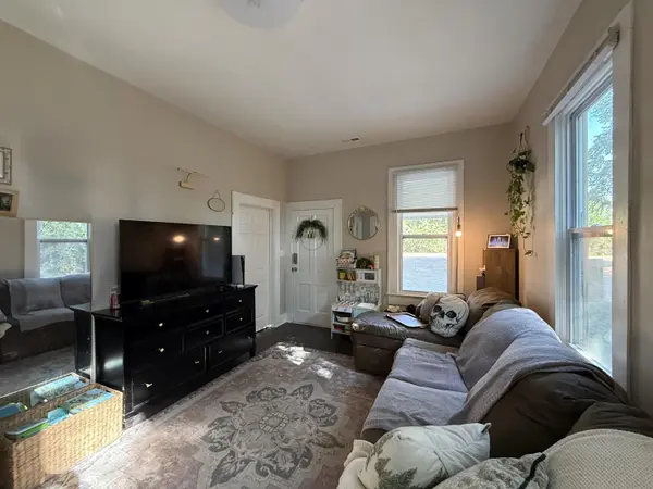 619 E C ave, Kingman, KS 67068