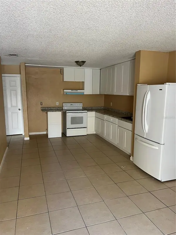 8513 N 15TH ST #B, Tampa, FL 33604