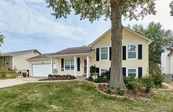 1270 Poseidon CT, St Peters, MO 63376