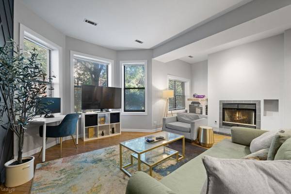 4354 N Kenmore AVE #1N, Chicago, IL 60613