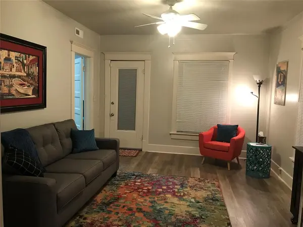 28 W Hurd ST, Edmond, OK 73003