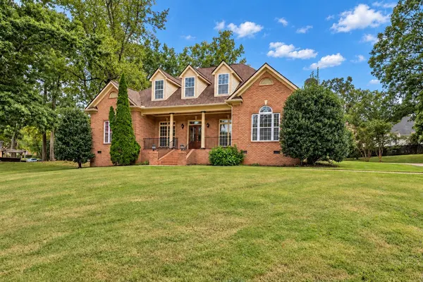 7205 McCormick Ln, Fairview, TN 37062