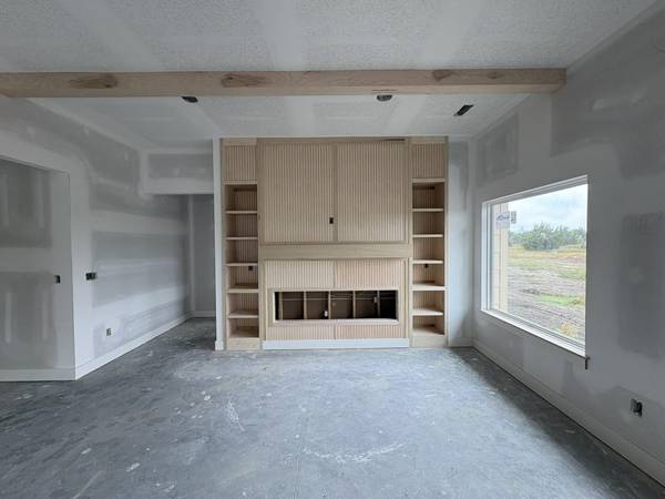 5907 Plumthicket St, Bel Aire, KS 67220