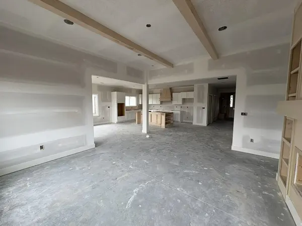 5907 Plumthicket St, Bel Aire, KS 67220