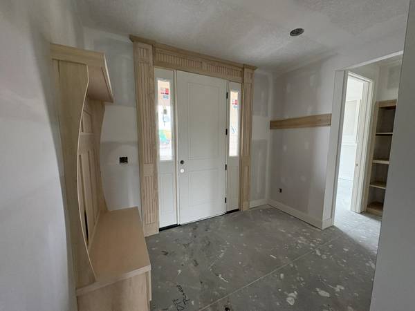 5907 Plumthicket St, Bel Aire, KS 67220