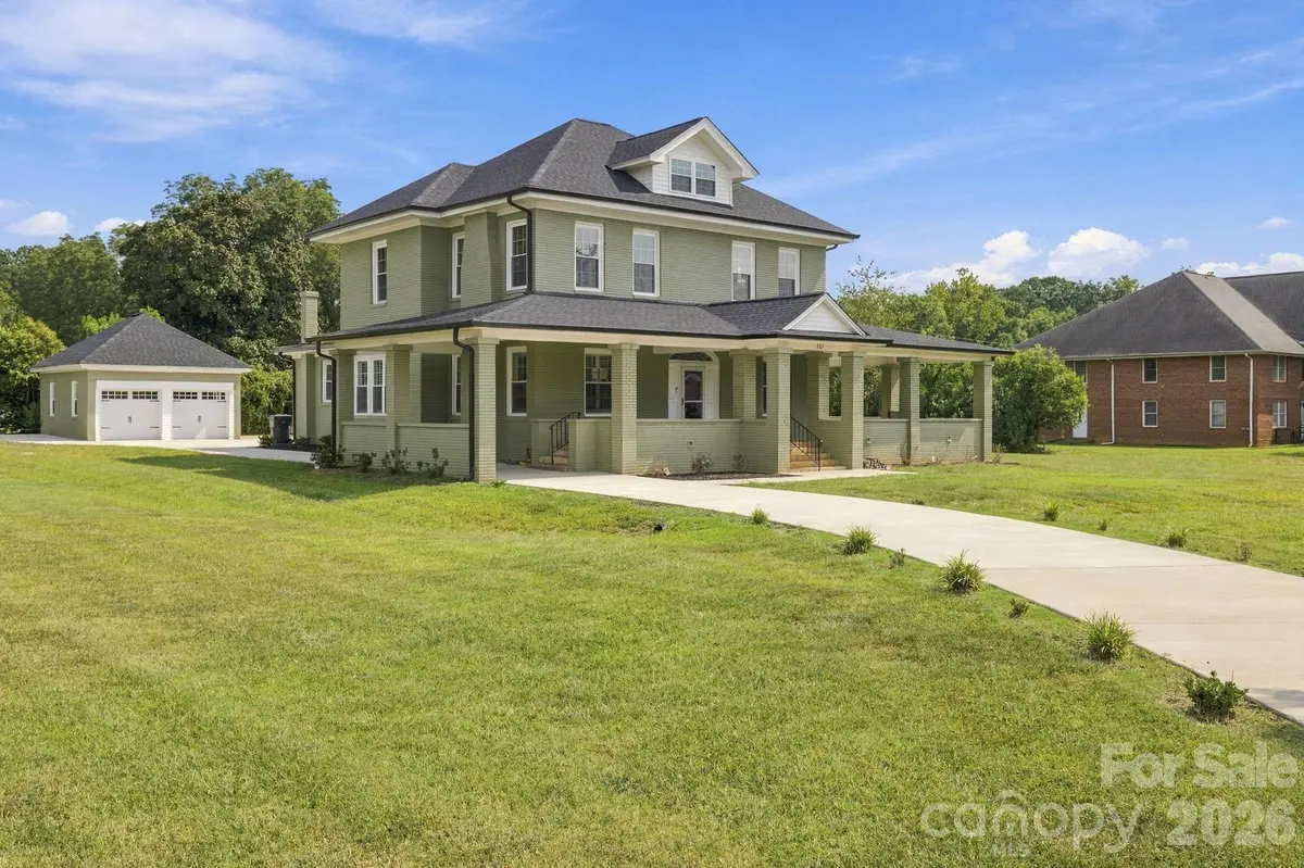 201 E 1st ST, Lowell, NC 28098