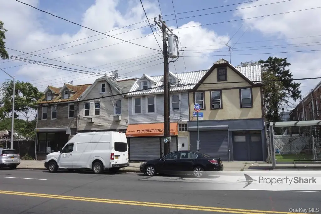 22029 Hempstead AVE, Queens Village, NY 11429