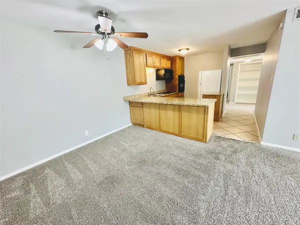 601 W 11th ST #225, Austin, TX 78701
