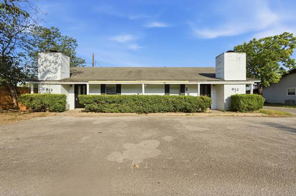 612 Mill ST #A & B, San Marcos, TX 78666