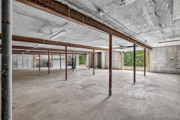 738 Johnson RD, Bloomsdale, MO 63627
