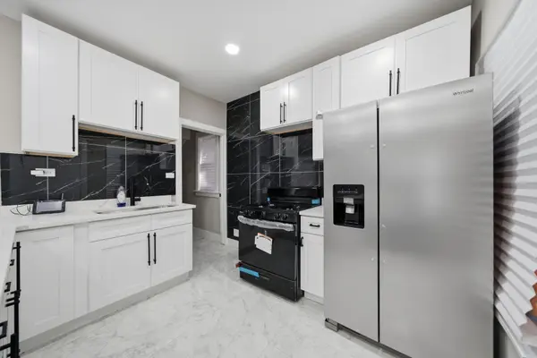 122 N Long AVE, Chicago, IL 60644