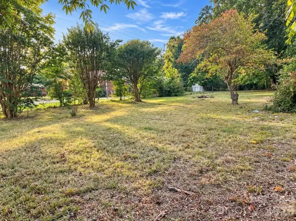 1929 Grace LN, Charlotte, NC 28262