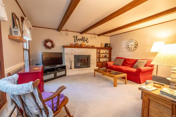 3917 Knightway DR, Fort Wayne, IN 46815