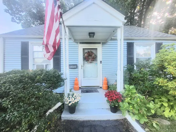 3 Vanamee ST, Newburgh, NY 12550