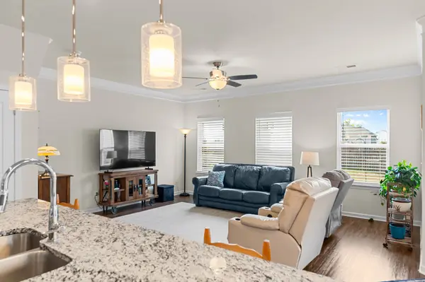 341 Geneva Ln, Columbia, TN 38401