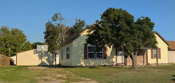 508 N Osage St, Caldwell, KS 67022
