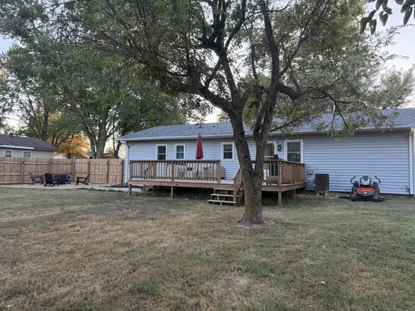 317 S Lyndall ST, Mountain Grove, MO 65711