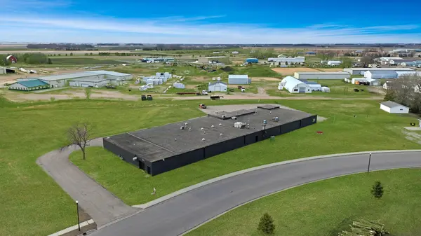 116 10th ST S, Marshall, MN 56258