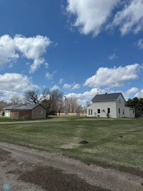 2926 143rd AVE SE, Ayr, ND 58007