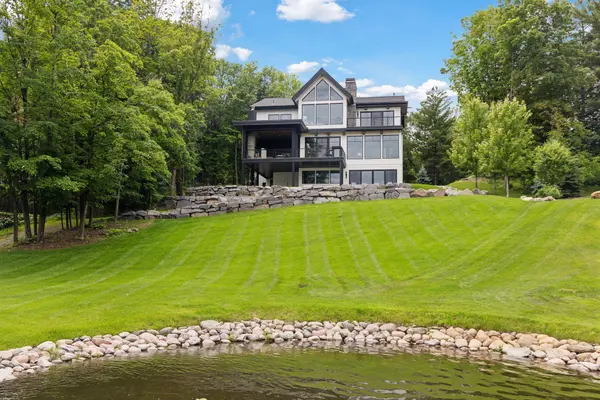 1300 Wildhurst TRL, Orono, MN 55364