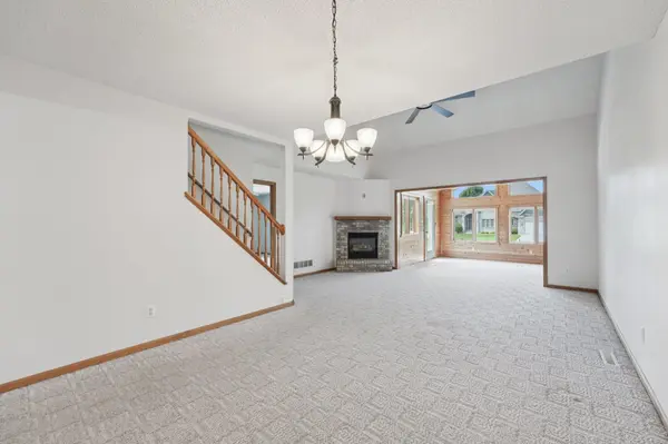 13010 Mulligan CT, Lindstrom, MN 55045